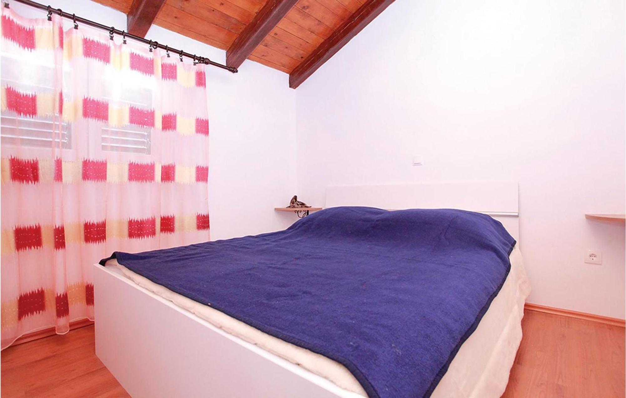 4 Bedroom Amazing Home In Vela Luka Exterior foto
