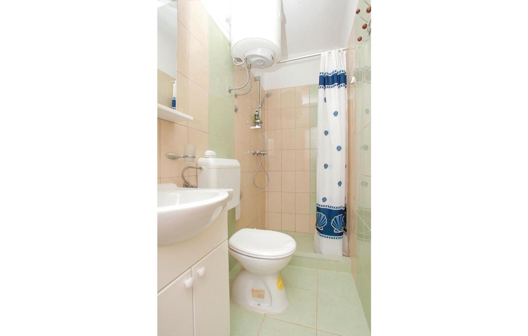 4 Bedroom Amazing Home In Vela Luka Exterior foto